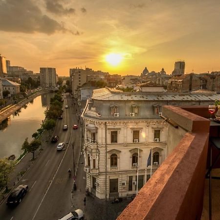 Baroque Splendor: Breathtaking Views & Design Apartamento Bucareste Exterior foto