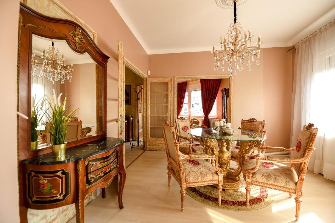 Baroque Splendor: Breathtaking Views & Design Apartamento Bucareste Exterior foto