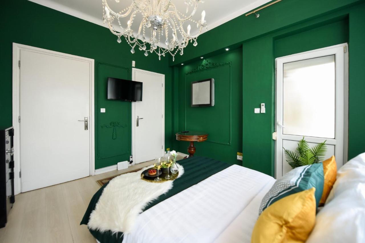 Baroque Splendor: Breathtaking Views & Design Apartamento Bucareste Exterior foto
