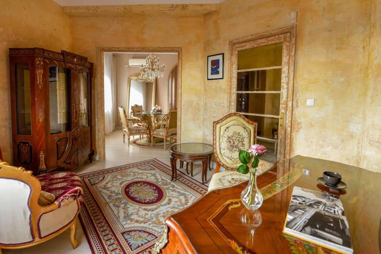 Baroque Splendor: Breathtaking Views & Design Apartamento Bucareste Exterior foto